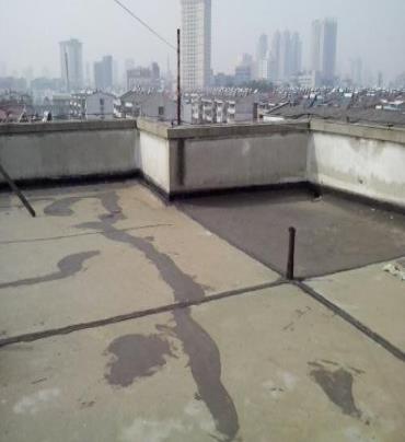 长治漏水维修 楼顶漏水是什么原因，楼顶漏水维修方法是什么?